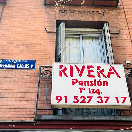 Pension Rivera Madrid Eksteriør billede