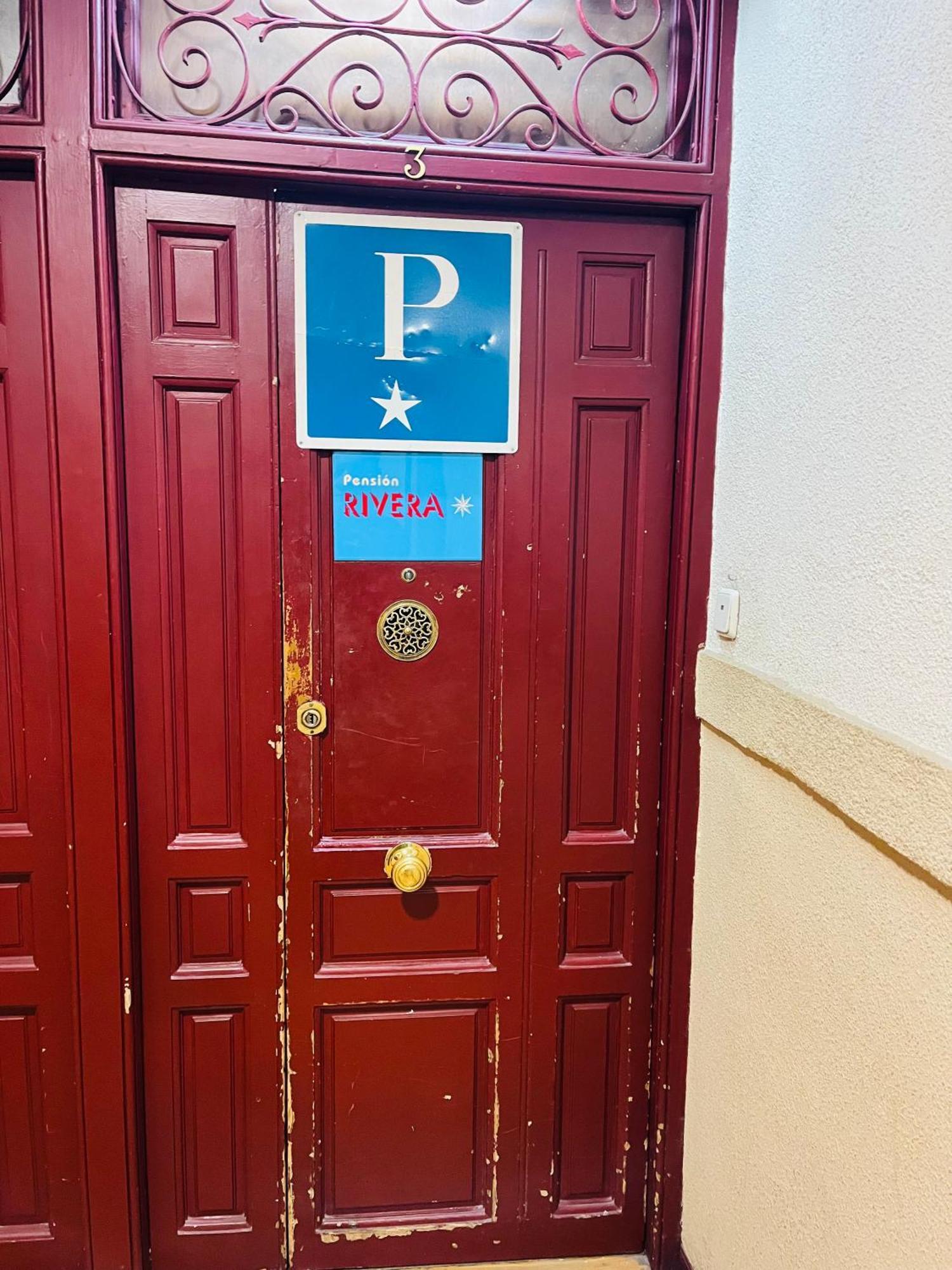 Pension Rivera Madrid Eksteriør billede