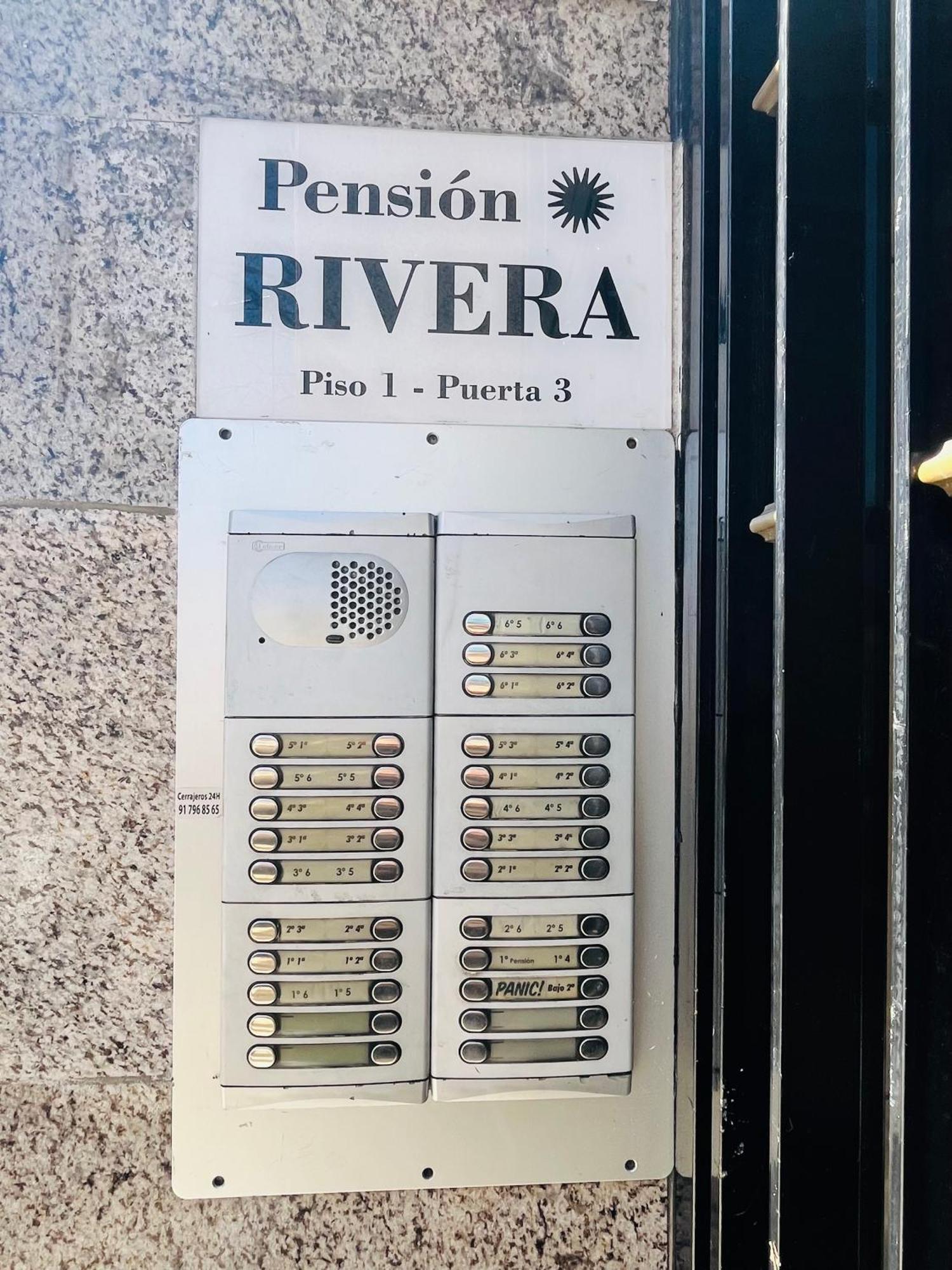 Pension Rivera Madrid Eksteriør billede