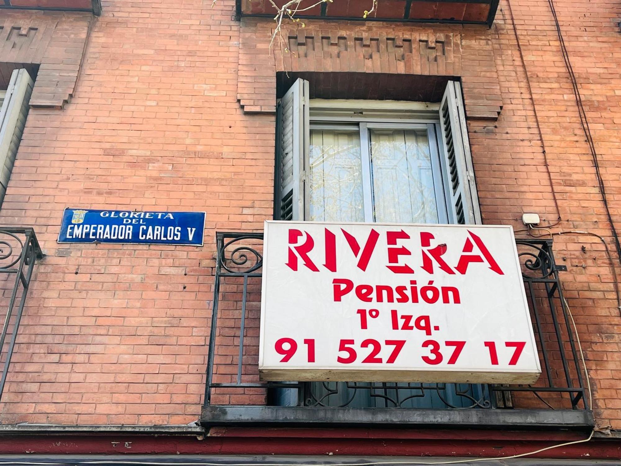 Pension Rivera Madrid Eksteriør billede